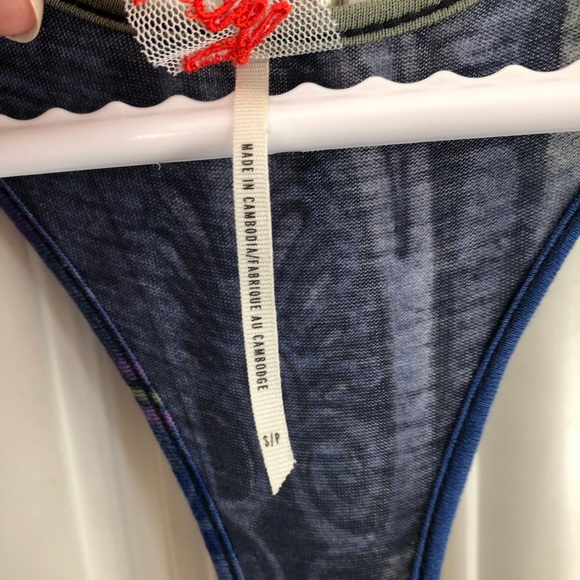 Free People ladies tank top - Picture 11 of 11